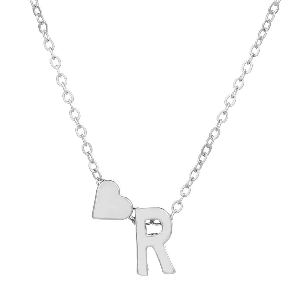 Hot selling new fashion heart-shaped 26 letters a to z simple pendant necklace creative heart-shaped clavicle chain best gift