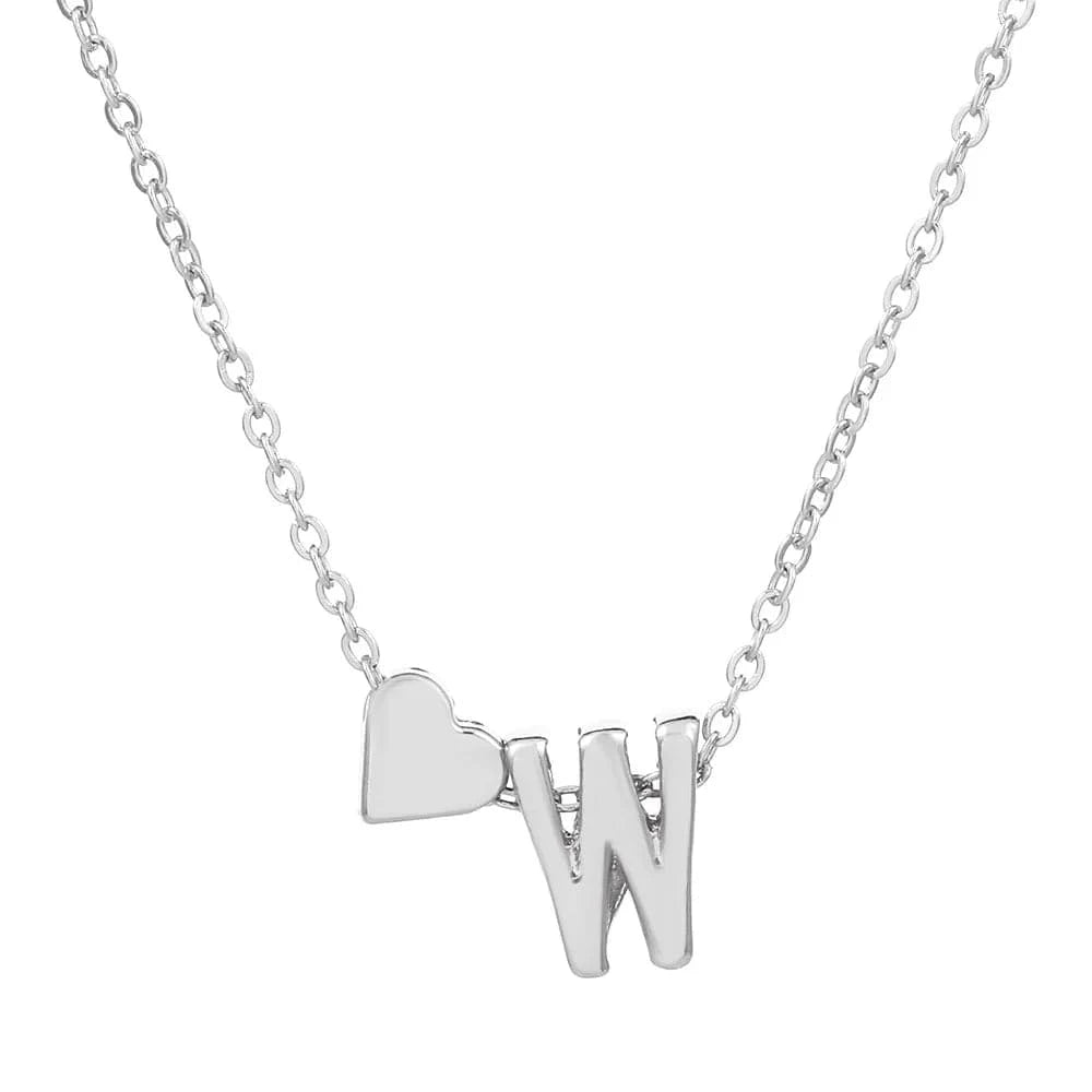 Hot selling new fashion heart-shaped 26 letters a to z simple pendant necklace creative heart-shaped clavicle chain best gift