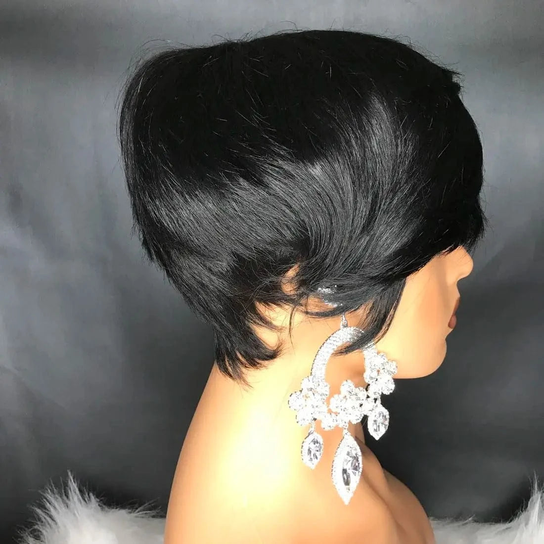 HS-680-1B / 1pc / 8inches Natural Black Short Pixie Cut Wigs for Black Women Curly Hair Replacement Short Black Layered Wavy Wigs With Bangs (Natural Blac