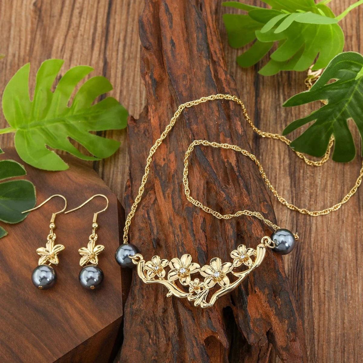 HWNX1030 Hawaiian new fashion jewelry gold plating pearl zinc alloy flower women necklace set