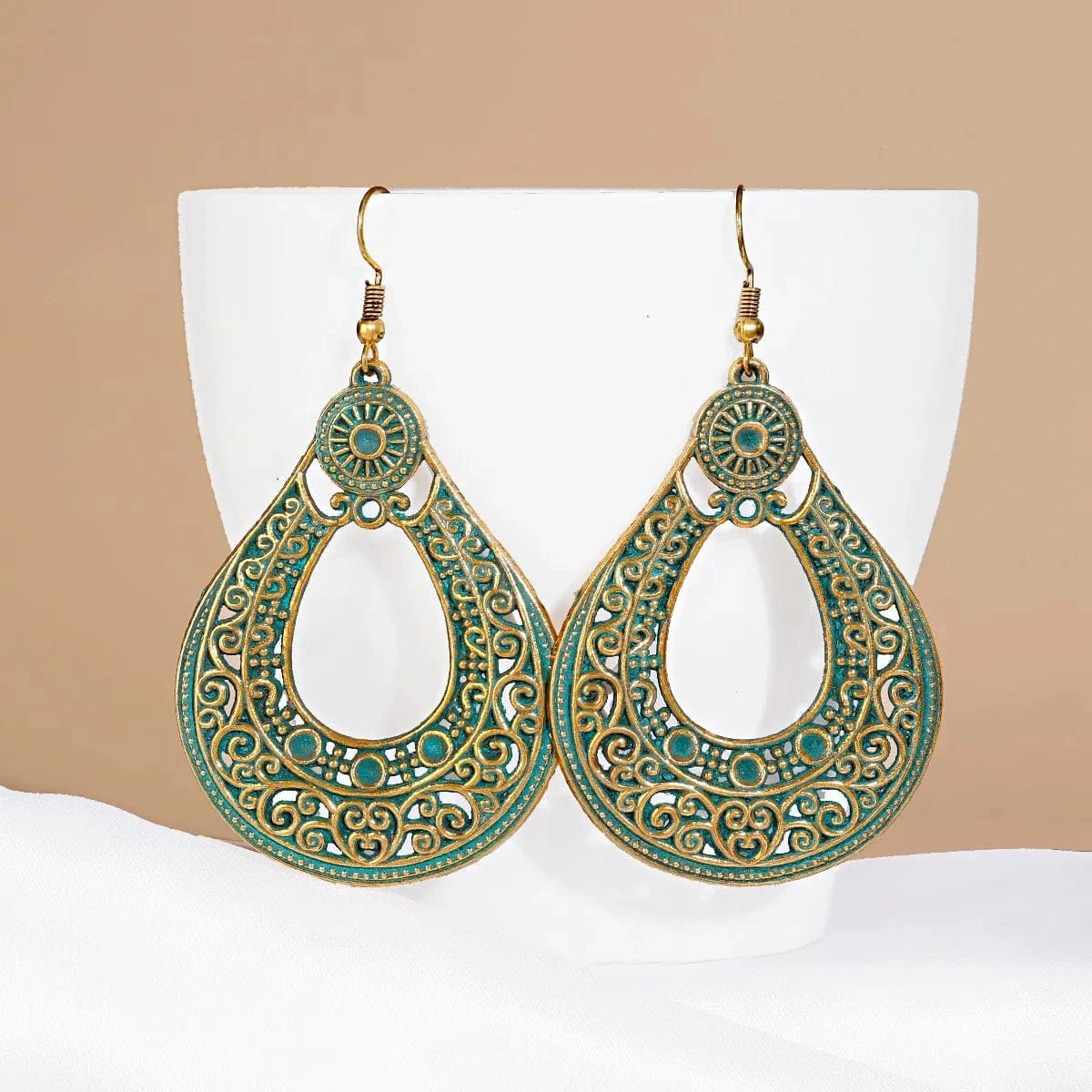 HXE392-1 Vintage Carved Pattern Green Jhumka Water Drop Statement Hook Earrings For Women Egypt Tribal Gypsy Wedding Indian Jewelry