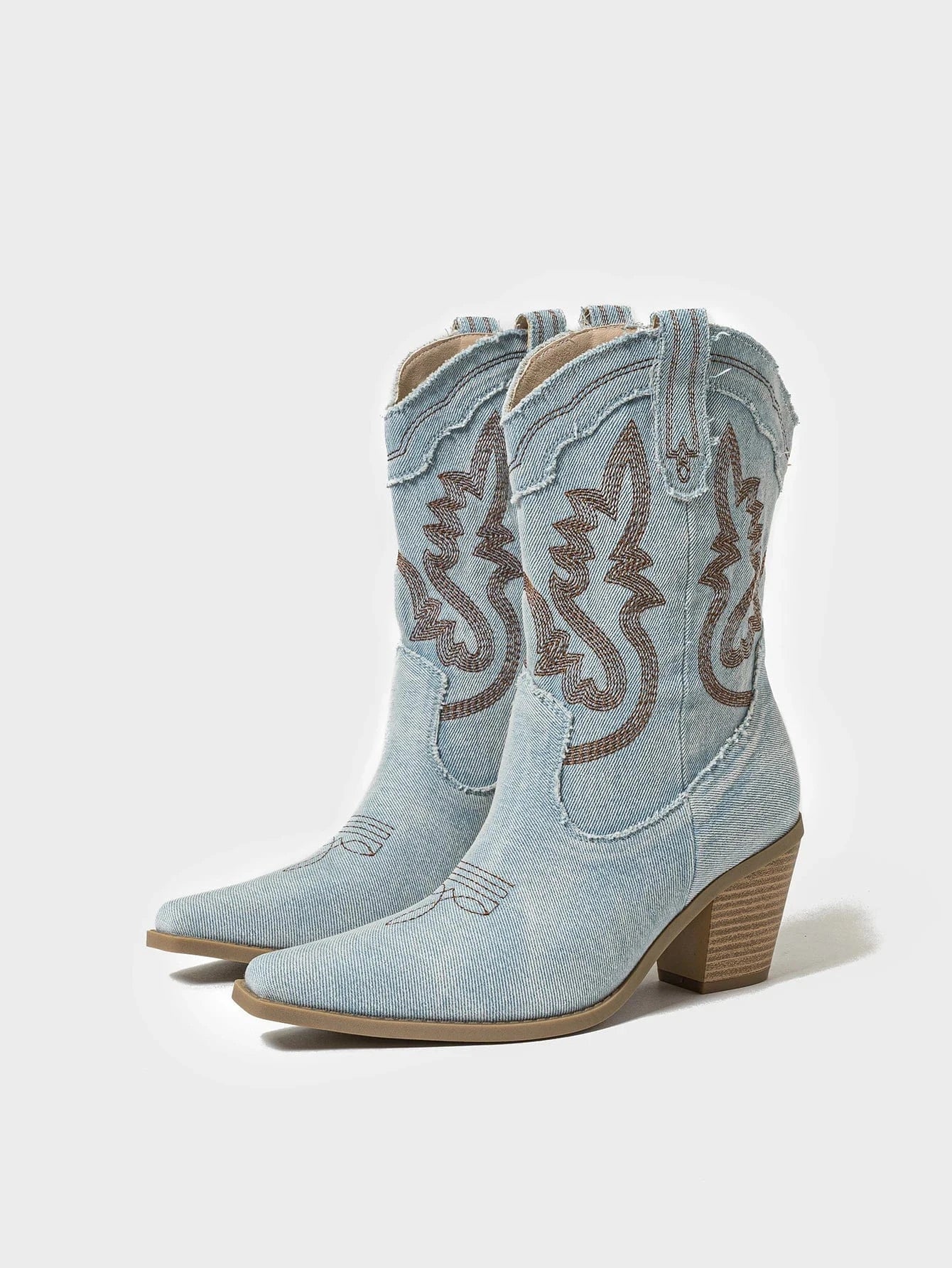 In stock one supply fashion thick heel western boots cowboy boots color contrast pointed plus size short boots size 42