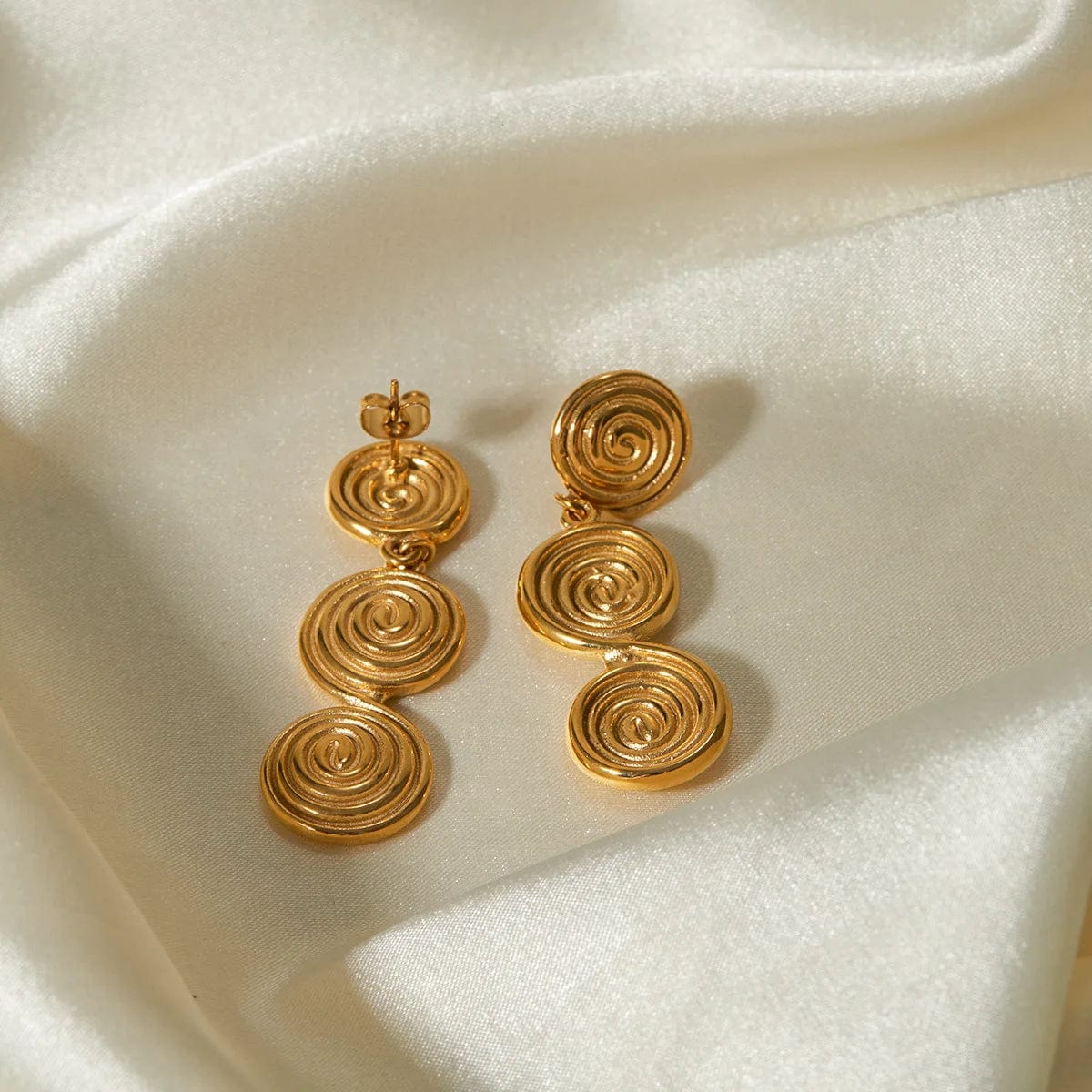 Ins Style / Gold New Style Dainty 18K Gold Plated Stainless Steel Jewelry Waterproof Simple Bamboo Hoop Earrings for Women