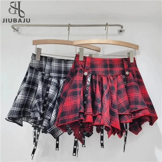 Irregular Red and Black Plaid Pleated Skirt for Women 2024 Spring/Summer New Sexy Hot Short Hip Skirts