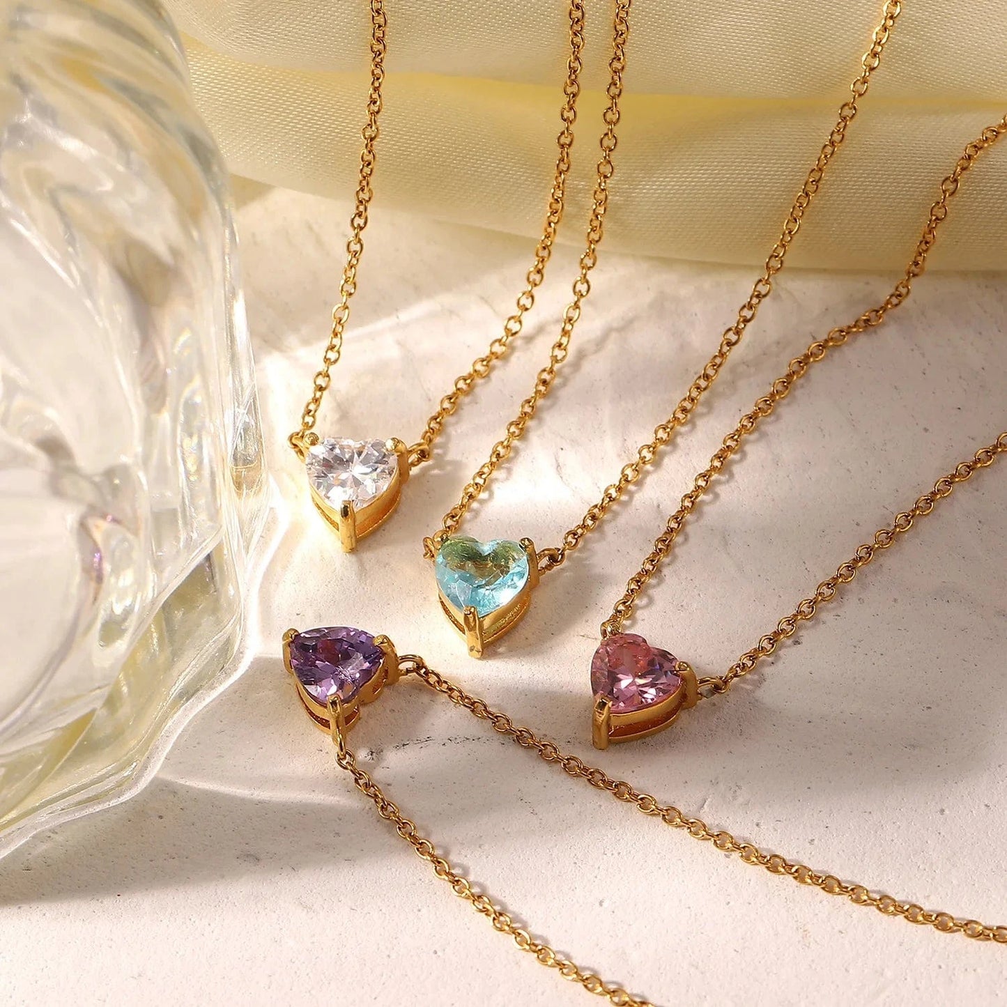 IVIAPRO Trendy Jewelry 18K Gold Plated Stainless Steel Necklace Heart Zircon Pendant Necklace for Women