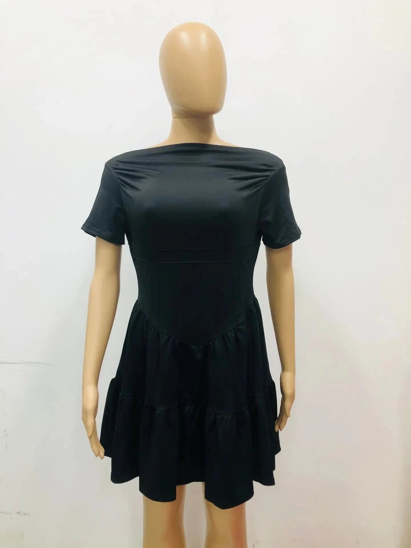 J&H 2024 Summer New French Design Sense of Quality Solid Color Pleated Puffy Short Sleeve Waist Wrap Pleated Dress