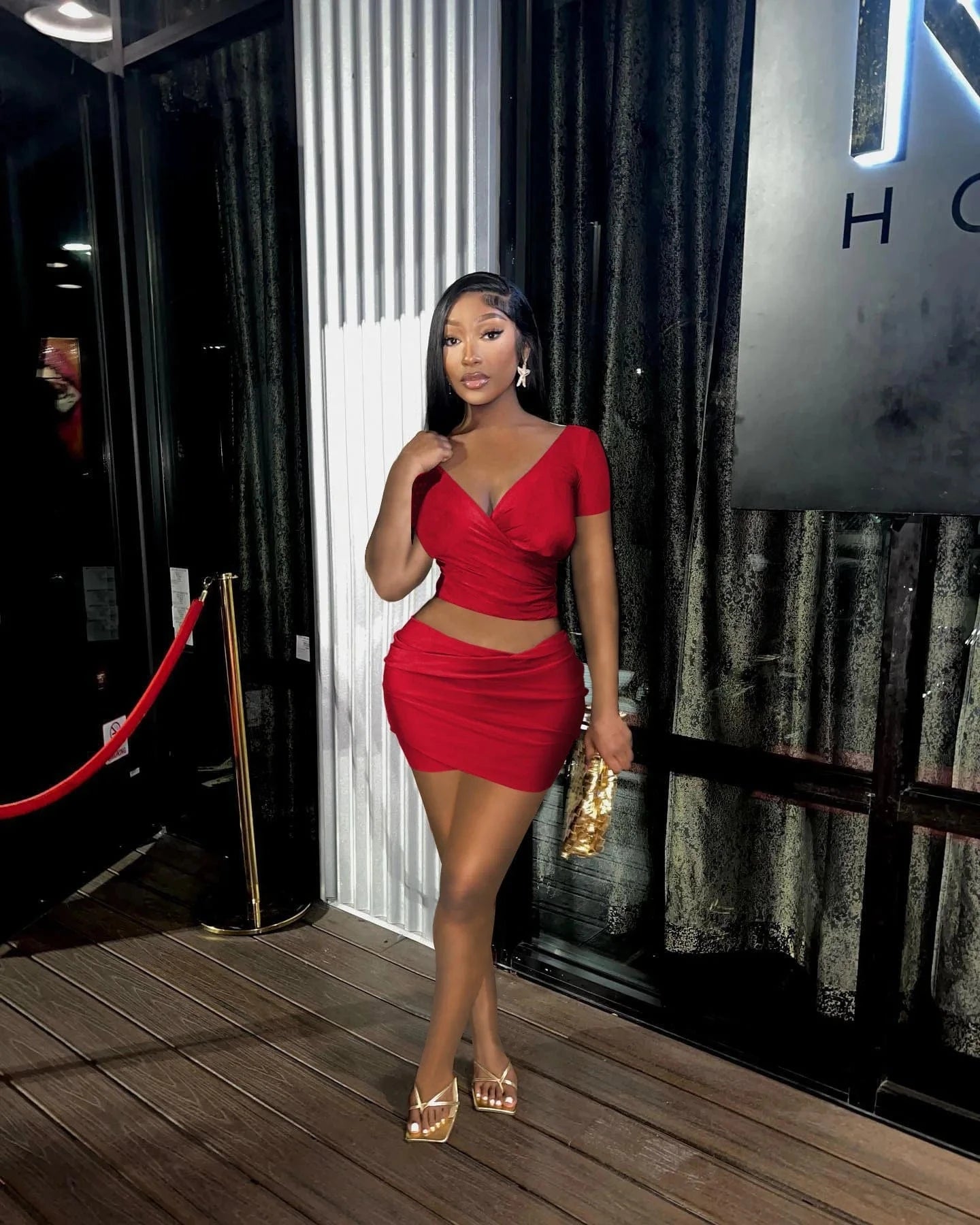 J&H Hot Selling 2024 Sexy Club Off Shoulder Crop Top +Mini Skirt Fashion Two Piece Short Sett