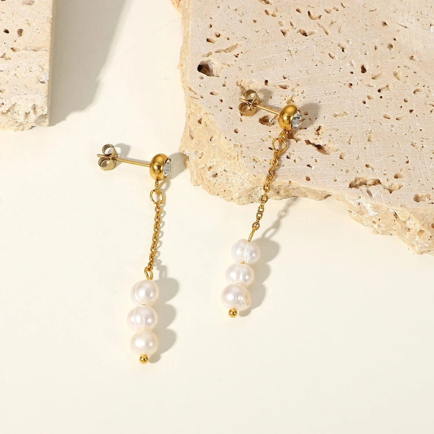 JDE201793 14k gold plated Stainless Steel Jewelry Gift Waterproof cubic zirconia long chain pearl earrings