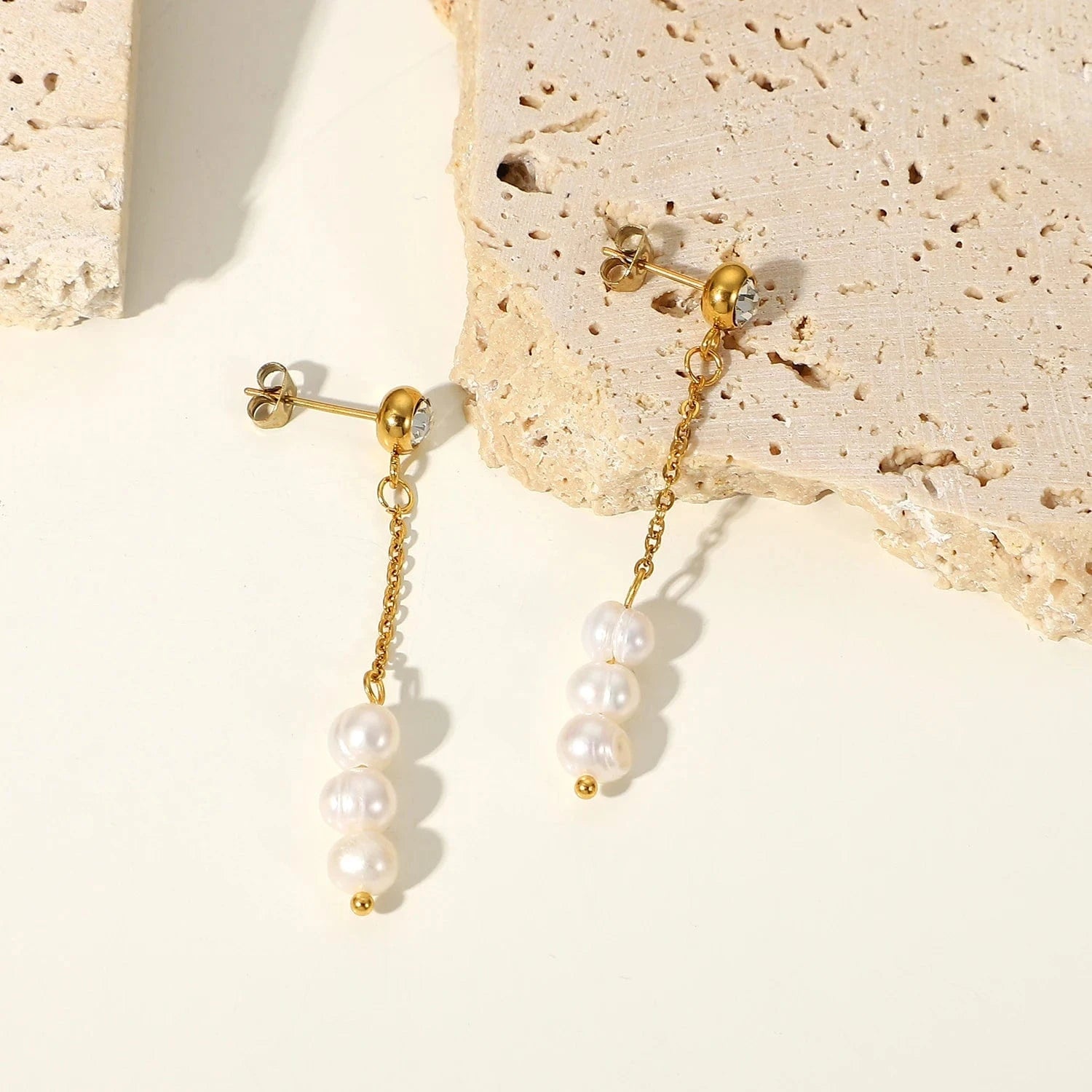 JDE201793 14k gold plated Stainless Steel Jewelry Gift Waterproof cubic zirconia long chain pearl earrings