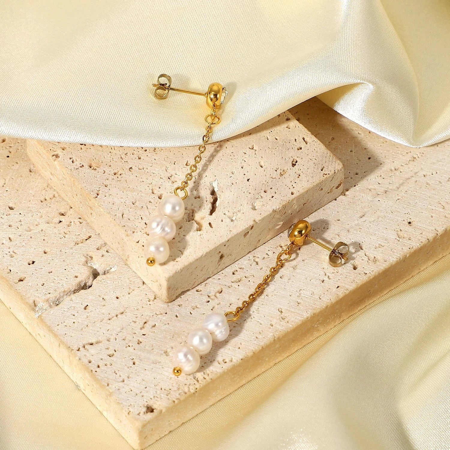 JDE201793 14k gold plated Stainless Steel Jewelry Gift Waterproof cubic zirconia long chain pearl earrings