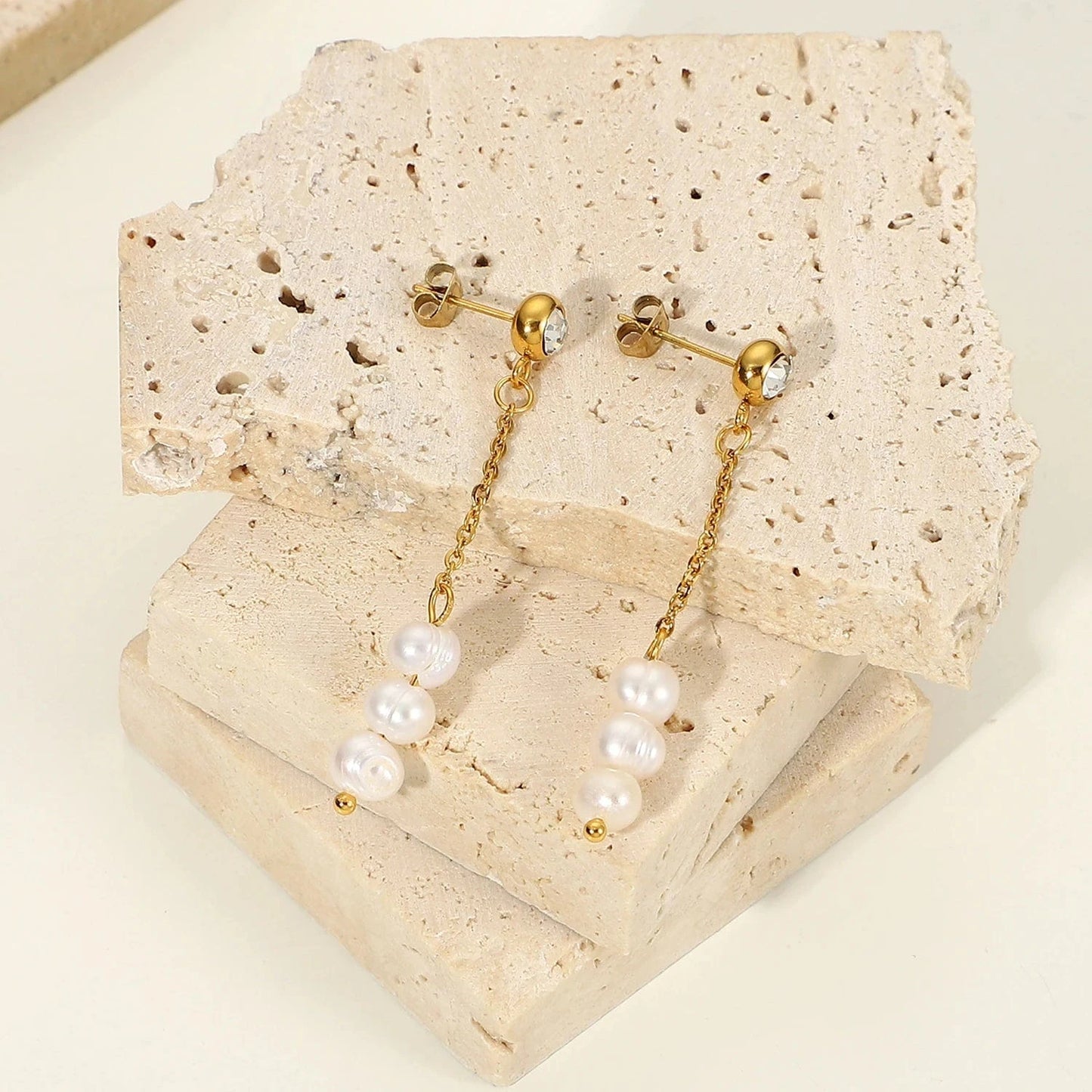 JDE201793 14k gold plated Stainless Steel Jewelry Gift Waterproof cubic zirconia long chain pearl earrings