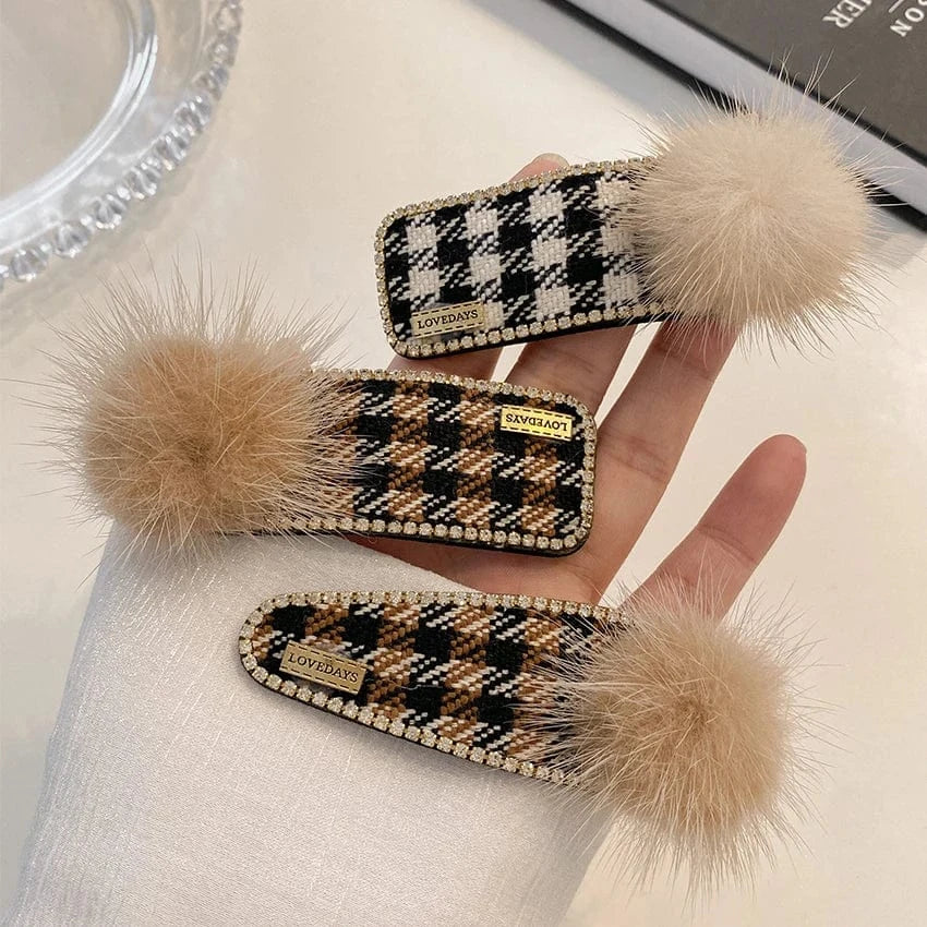 Korean Rhinestone Barrette Lattice Pattern Bobby Hairpin Good Price Soft Fluffy Faux Rabbit Fur Hair Clips for Woman Girls