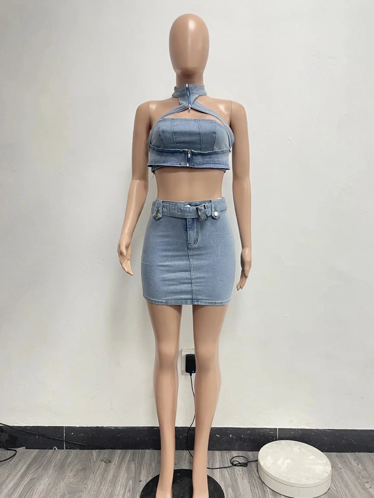 L / C413ST04 Blue Bomblook C413ST04 Tracksuit Denim Halter Tank Top New Design Outfits Streetwear 2 Piece Cargo Skirt With Belt Women Summer