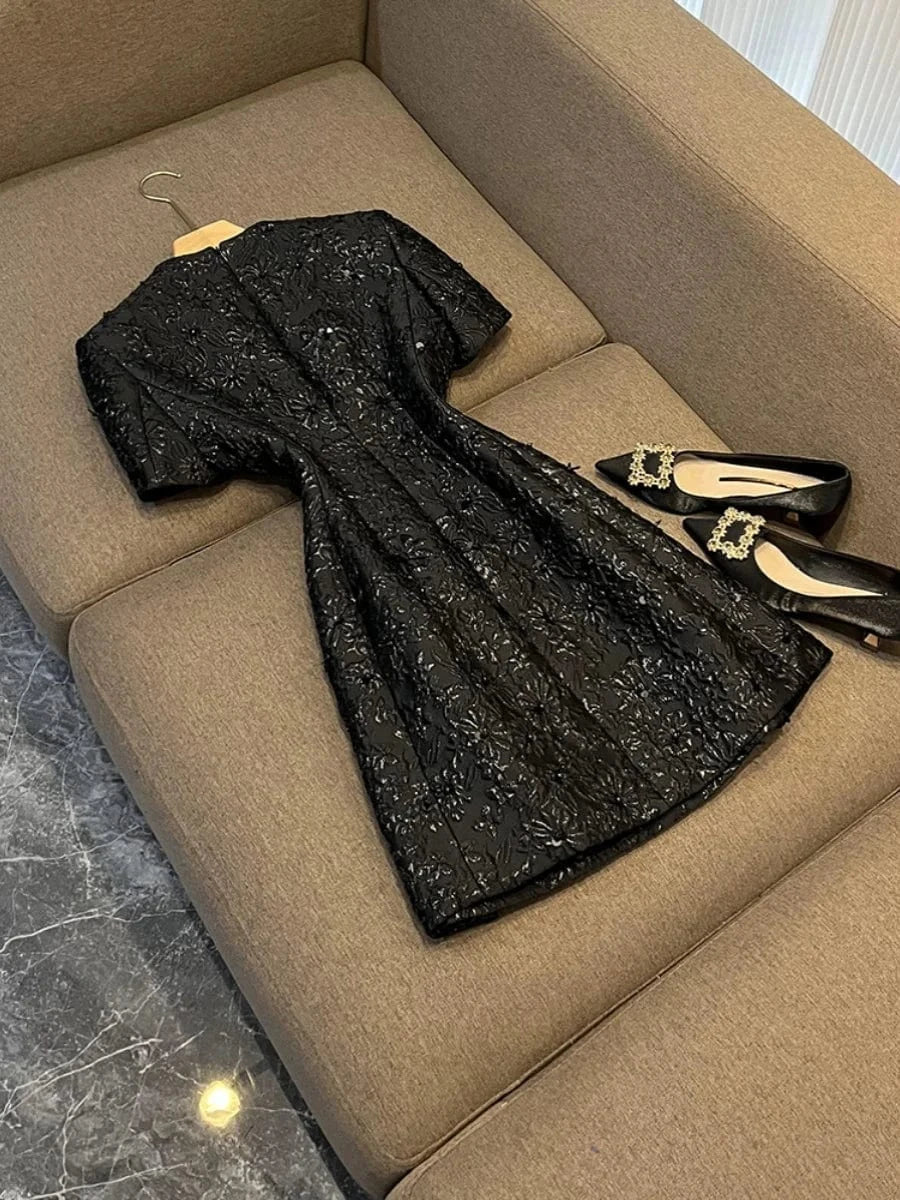 Lady Fine Workmanship Jacquard Casual Wear Short Sleeve O-neckline Shinny Sequins Women Mini Black Formal Dress