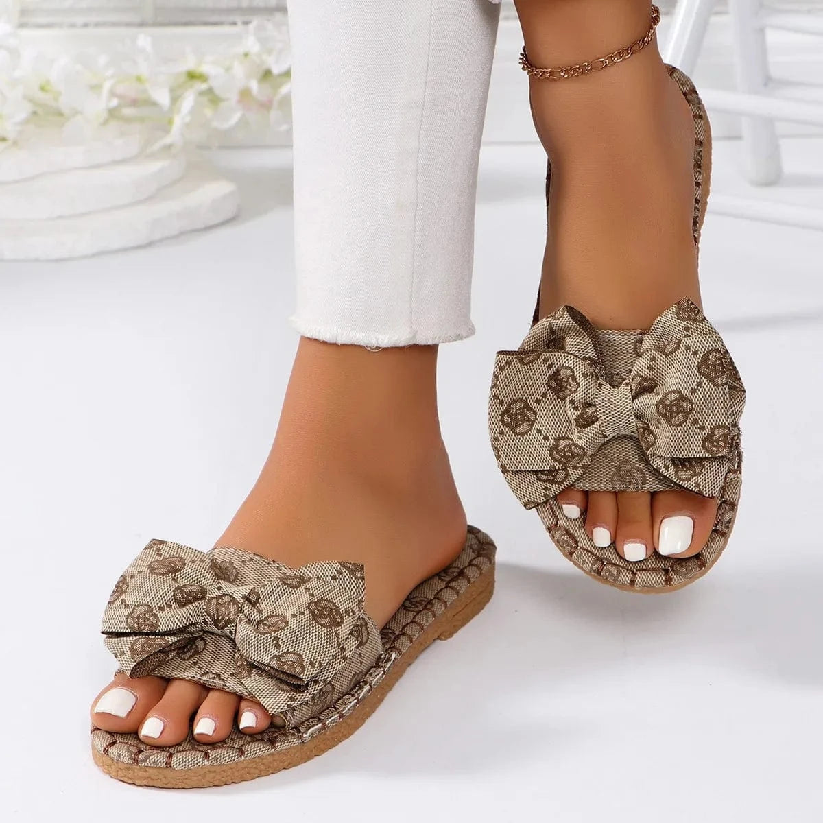 Light brown / 41 Plus-size summer fashion casual new slippers for women 2025 flat flat slippers with bow
