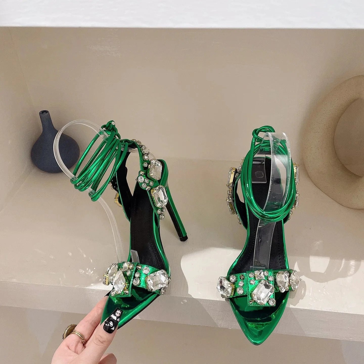 Liu Ming Fashionable New Arrivals Women Sexy Bling Crystal Party Sandals Luxury Rhinestone Strap Cross Shoes High Heel