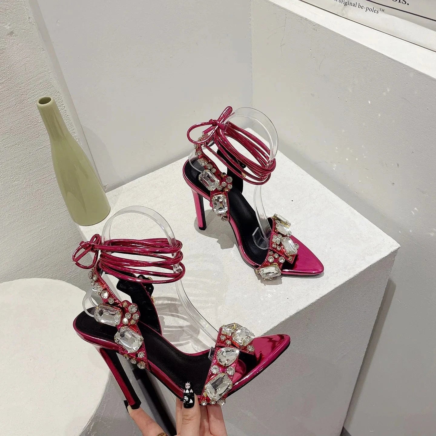 Liu Ming Fashionable New Arrivals Women Sexy Bling Crystal Party Sandals Luxury Rhinestone Strap Cross Shoes High Heel