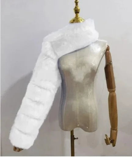 Liu Ming New Arrivals Women Faux Fox Fur One Sleeve Fashion Luxury Lady Winter Fur Warm Plus Size Coats