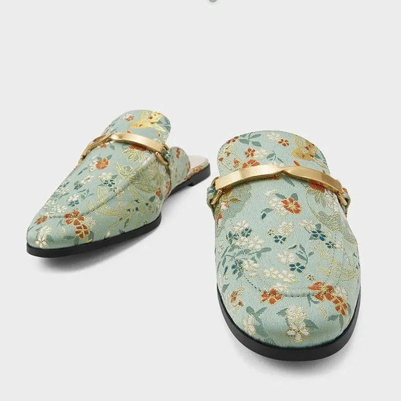 Logo Customization New Women Wrap-toe Slippers Ladies Embroidery Flower Flat Sandals Female Leisure Mule Shoes