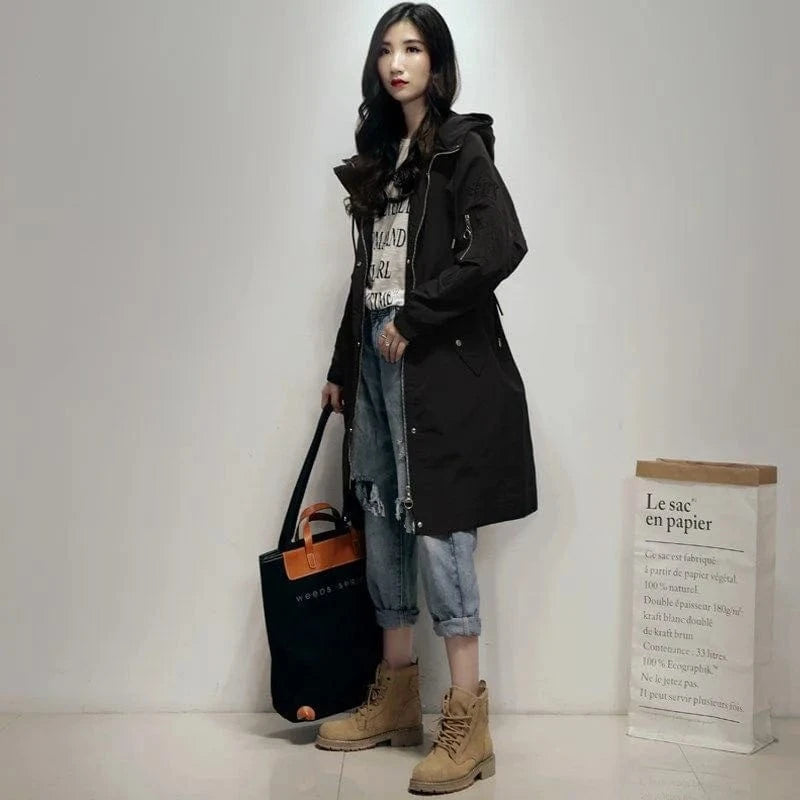 Long Lning Embroidered Windbreaker Women's 2025 Spring And Autumn New Chic Loose Waist-Collecting Hong Kong Fashion Coat Lady