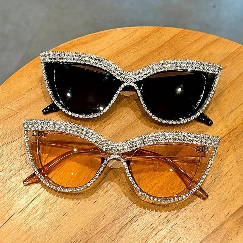 Luxury Cat Eye fashion fashion glasses for men and women glittering green stone club party favorite decorative glasses
