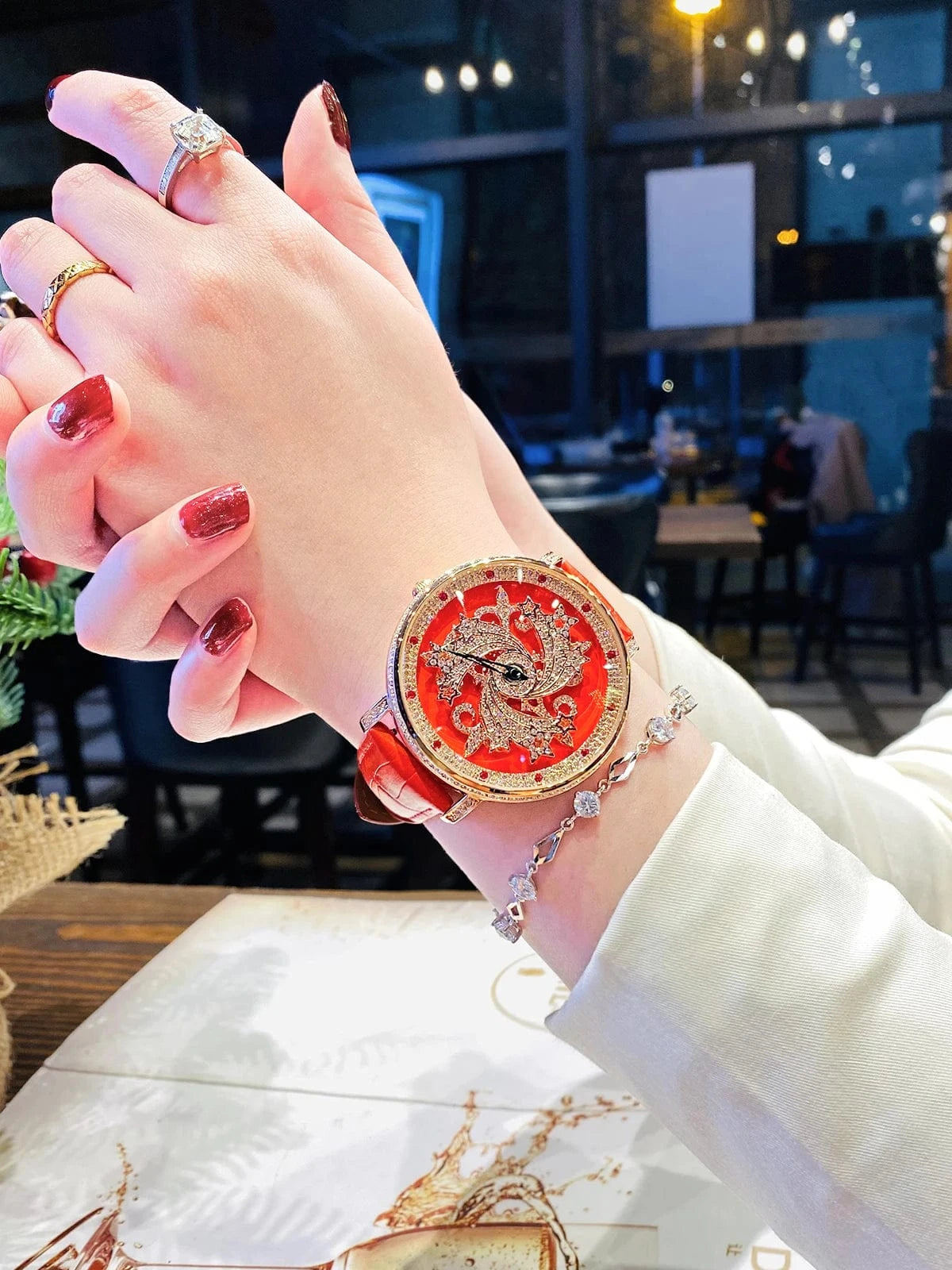 Luxury Davena Spin Snow Flower Women's Watch Japan Mov't Crystal Lady Hours Fine Fashion Real Leather Bracelet Girl's Gift Box