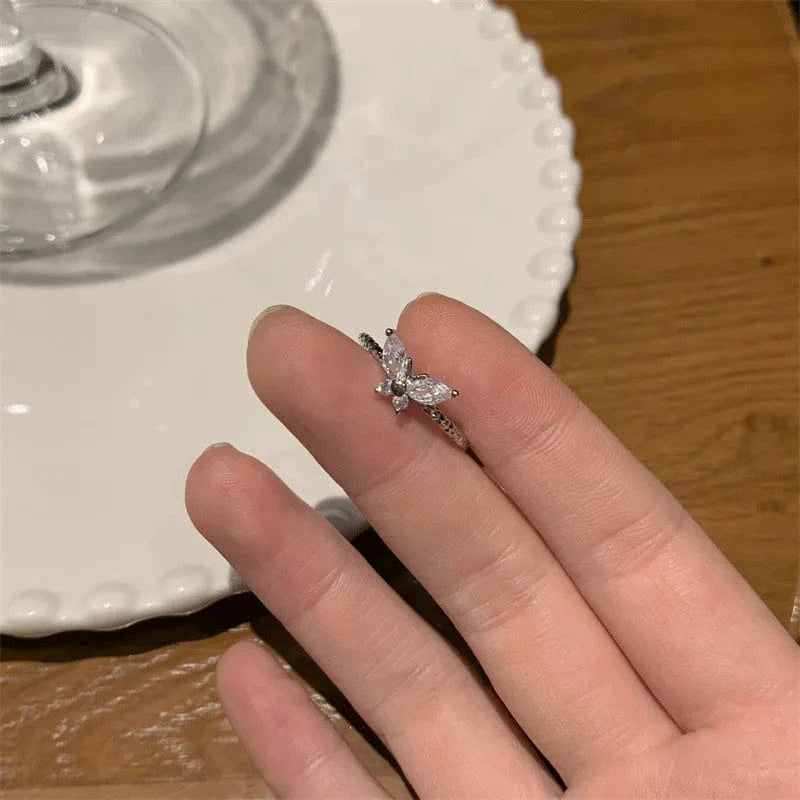 Luxury Zircon Heart Rings Opening Adjustable Weave Rhinestone Ring Engagement Wedding Jewelry Fashion for Women Girlfriend Gifts