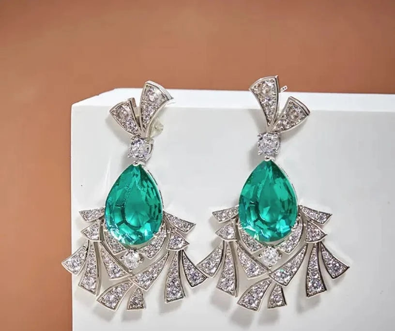 necklace earrings exaggerated fashion set women's pendant choker High quality jewelry plated 18K inlaid Emerald