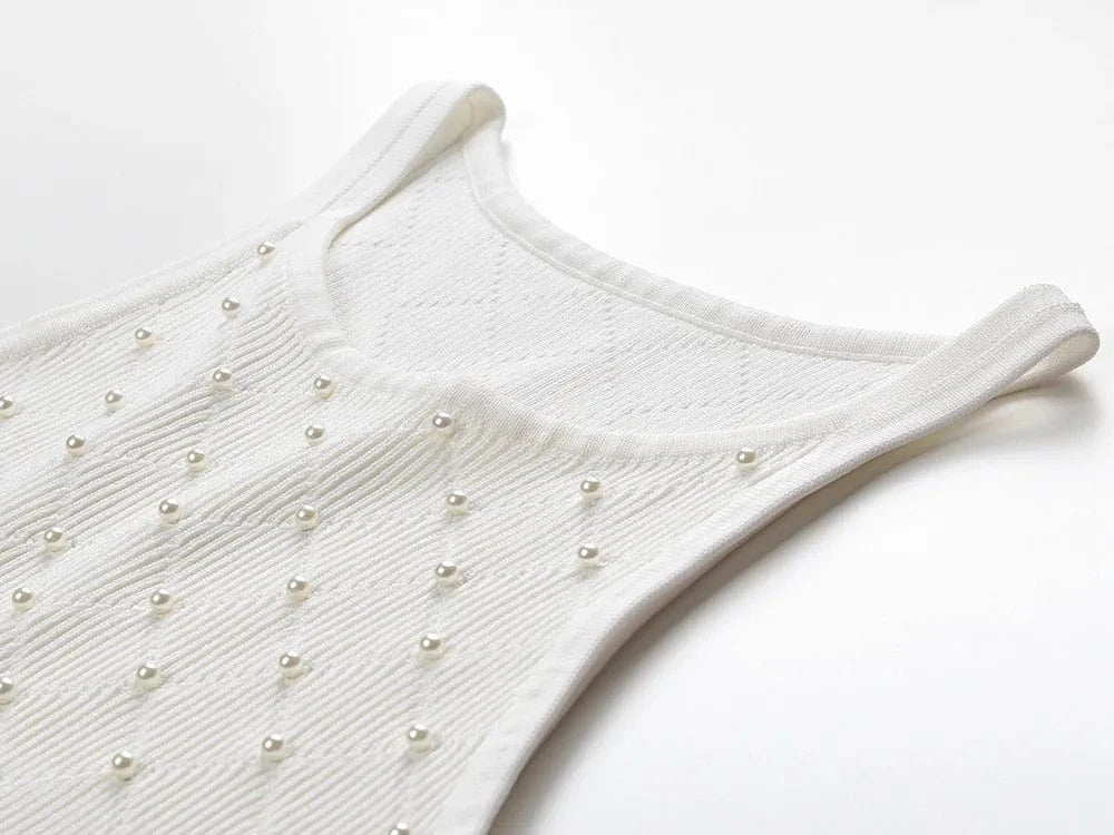 New Arrival 2024 Summer Lady Fine Workmanship Beading Round Collar Sleeveless Tops Women Pullover Slim Solid Knits Shirts