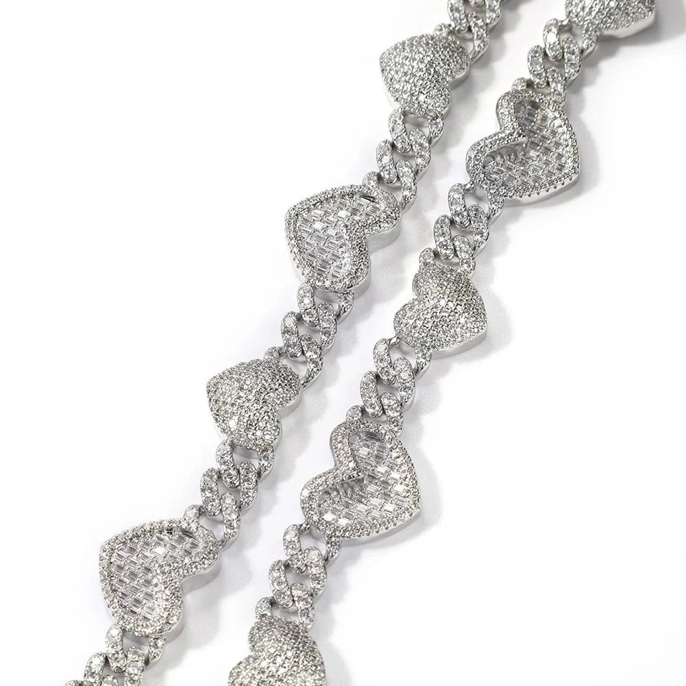 New Arrival Charmed CZ Heart Cuban Choker Bezel Heart Necklace Women Choker Chain Jewelry