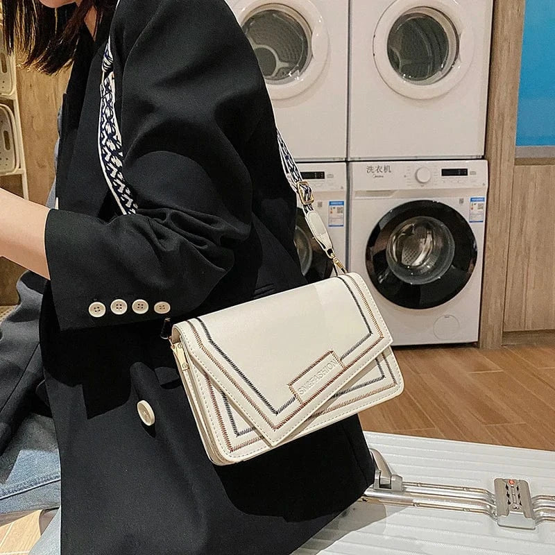 New Design Cute Purses 2024 Young lady Wide Shoulder Strip Handbag Purse popular Design women handbags