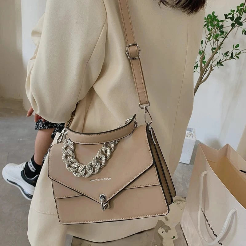 New Fashion Hand Bags 2022 Young Ladies Luxury Small Handbags Girls Cute Trendy Purses For Woman