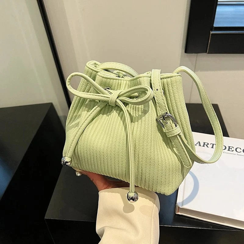 New fashion handbags 2024 Light Lady Pump Bucket Bags Lady Design Purses for women