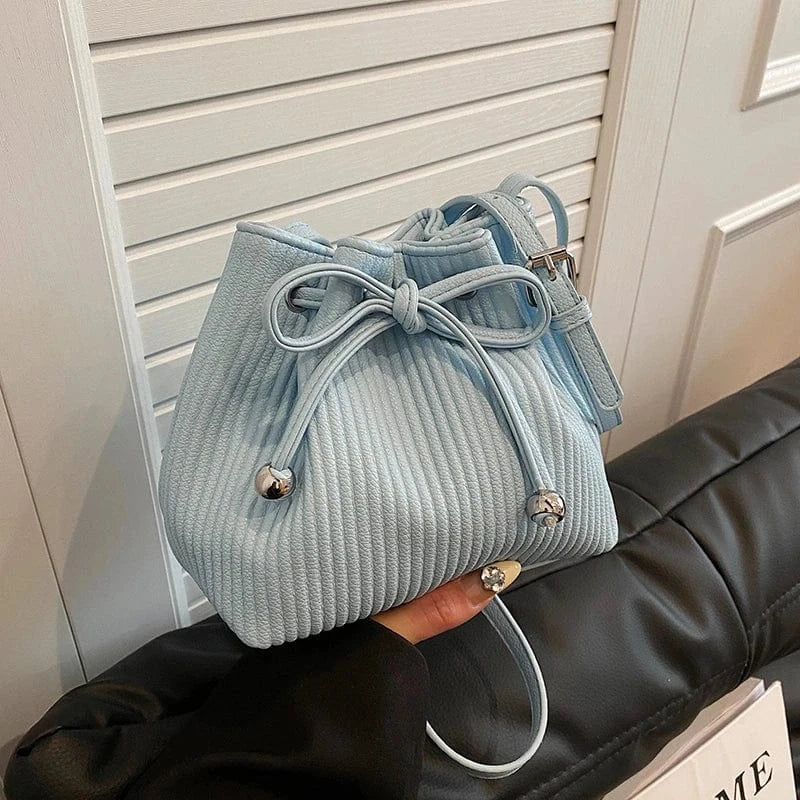 New fashion handbags 2024 Light Lady Pump Bucket Bags Lady Design Purses for women