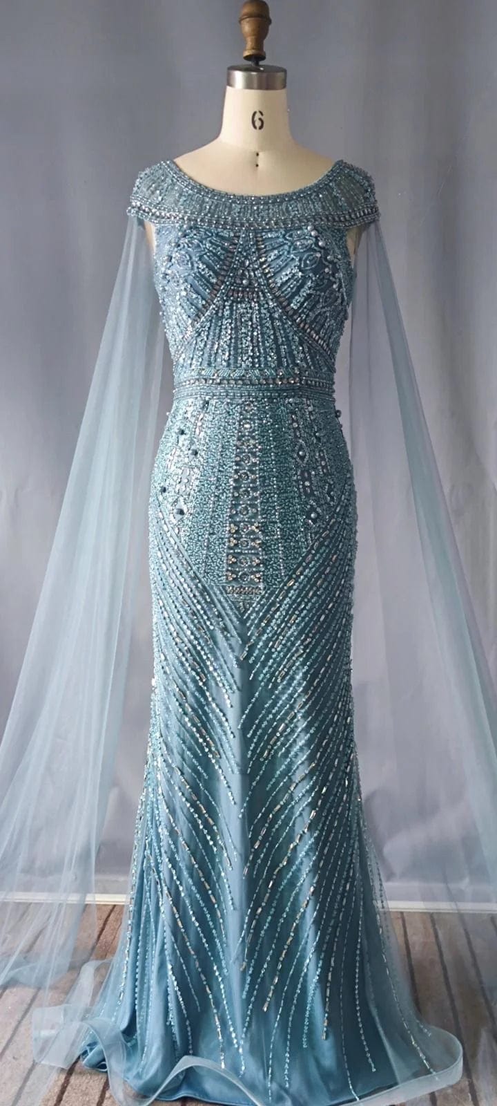 Nude O-neck Long Sleeves Arabic Beaded Evening Dresses Dubai Formal Wedding Party Dresses