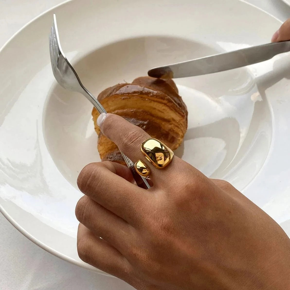 open ring / Cute / R2473 R2473 Jewelry Asymmetrically Sized Double Split Ring 18K PVD Gold Silver Plated Stainless Steel Clean Fit Ring