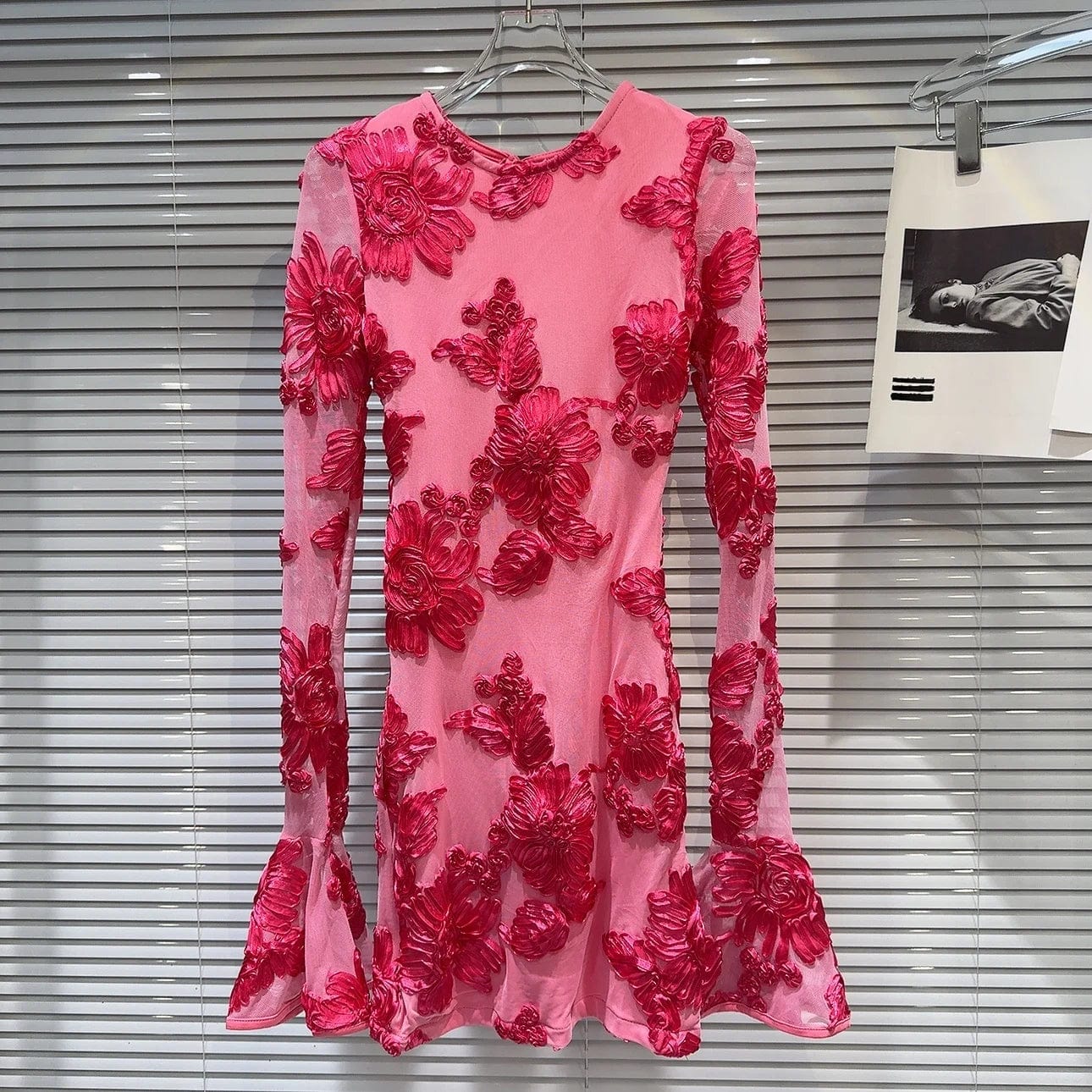 OUDINA New Arrivals Casual Western Dress For Female V-neck Braided Waist Short Sleeve Dress For Women