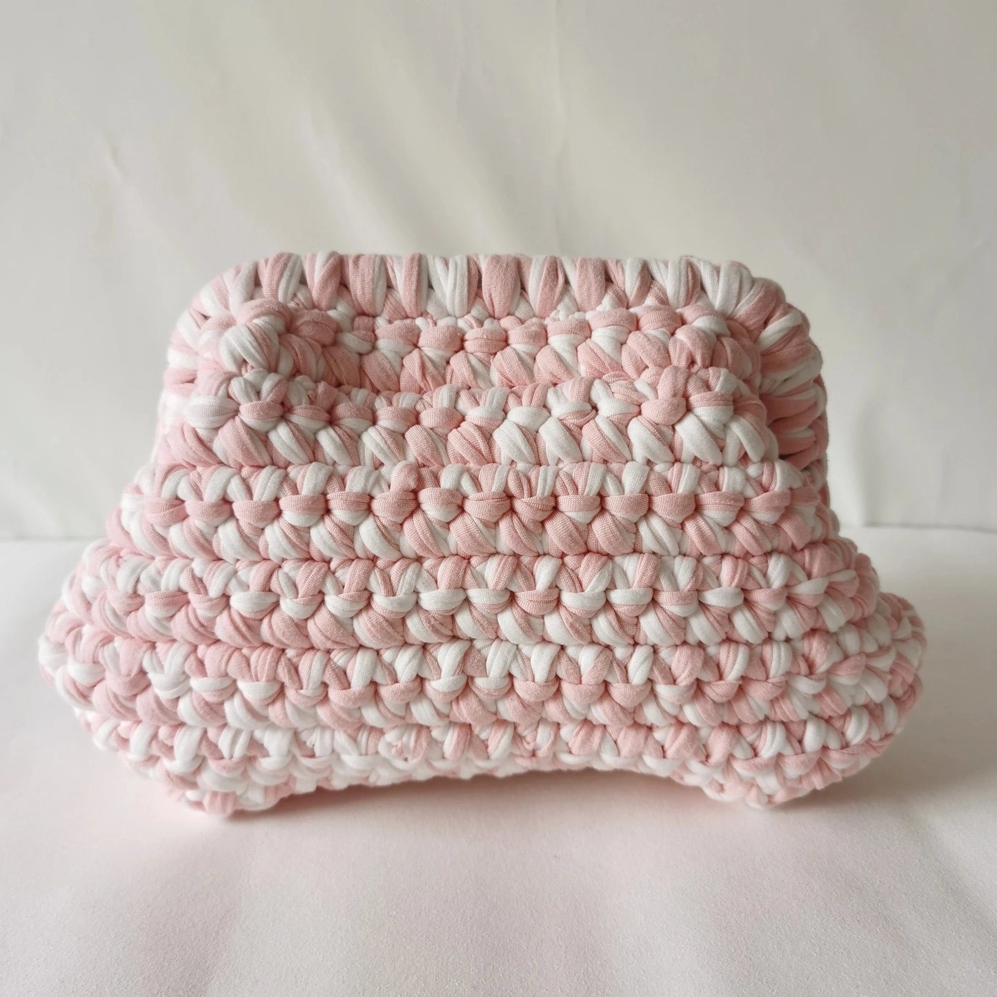 Pink 2024 Newest Fashion Crochet Clutch Cloud Bag Handwoven Crochet Bag Custom Knitted Crochet Evening Bag