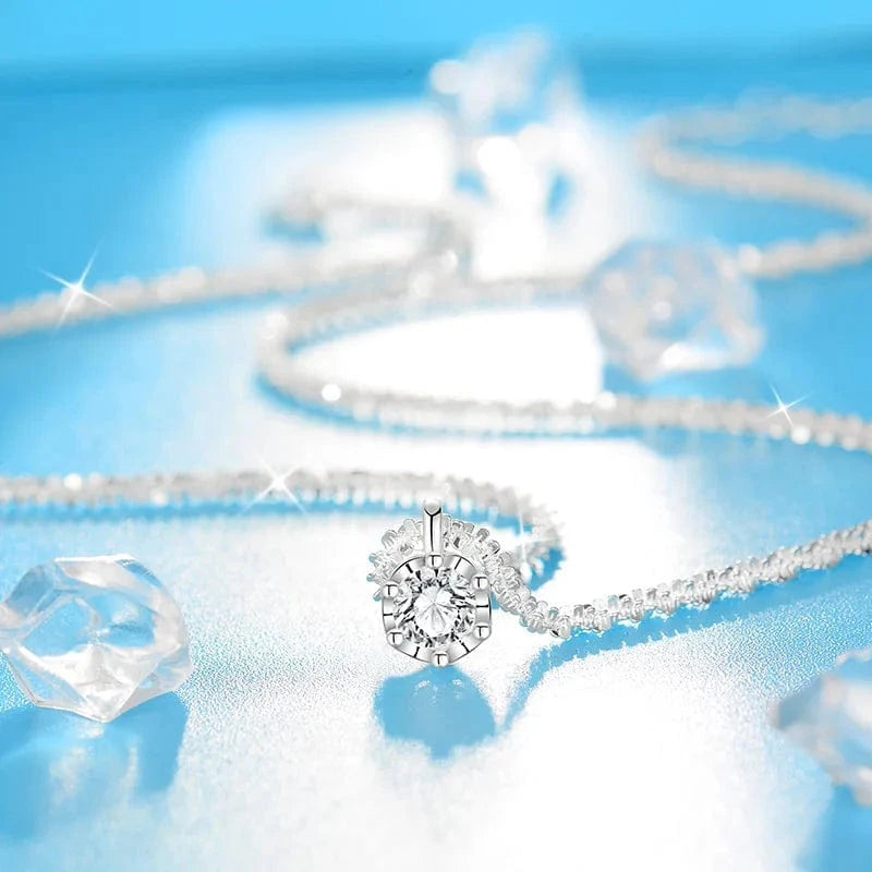 QIUHAN Jewellery for Women S925 Sterling Silver Glittering Star Necklace