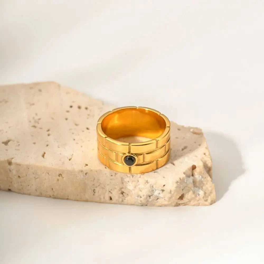 R1915 Wide Black Onyx Stone Ring 18k PVD Stainless Steel Texture Band Chunky Ring Gorgeous Gold For Women