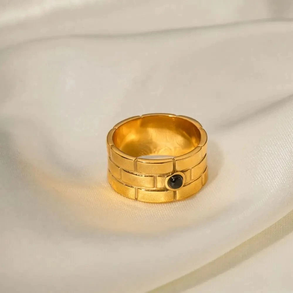 R1915 Wide Black Onyx Stone Ring 18k PVD Stainless Steel Texture Band Chunky Ring Gorgeous Gold For Women