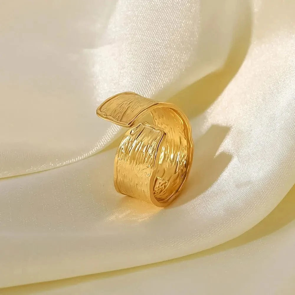 R1964 Geometric Jewelry Gold Silver Plated Stainless Steel Wide Texture Pleated Open Ring for Girls