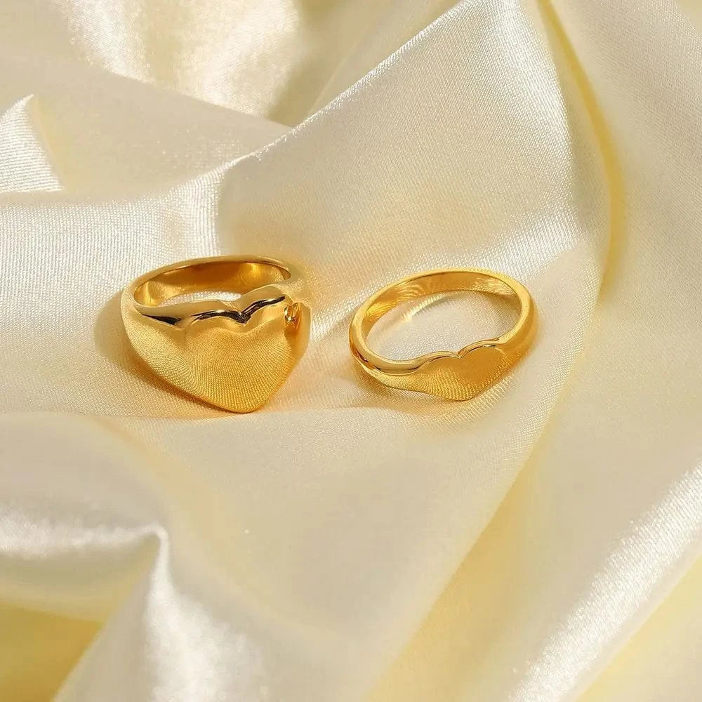 R2139 Romantic Heart ring 18K IP Gold Plated Stainless Steel Wedding Bands Heart Engagement Rings