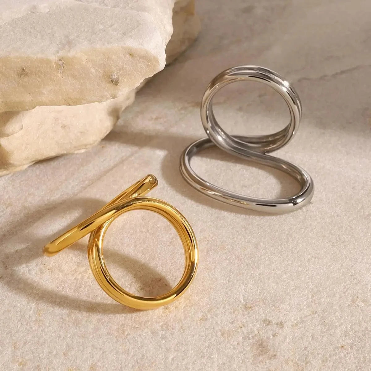 R2442 Modern Fashion 18k Gold Plated Stainless Steel Spiral Wrap Design Twisted Wire Ring
