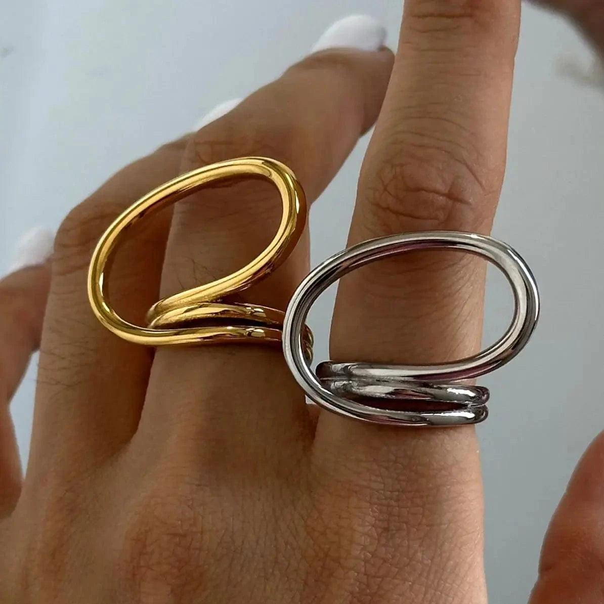 R2442 Modern Fashion 18k Gold Plated Stainless Steel Spiral Wrap Design Twisted Wire Ring