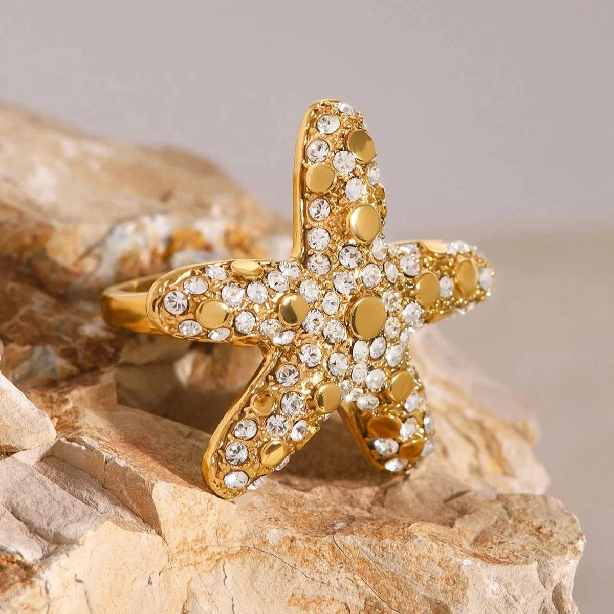 R2527 Luxury Summer Design Waterproof Stainless Steel Rings 18K Gold Starfish Rings With Rhinestones
