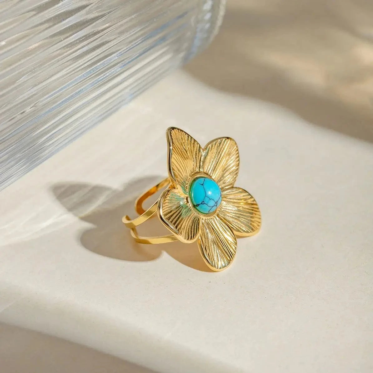R2613 18K Gold Plated Stainless Steel Butterfly Flower Adhered White Glass Pearl Open Ring