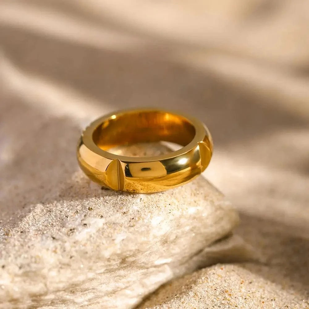 R2636 Jewelry Smooth Simple Unisex Ring 18K PVD Gold Plated Stainless Steel Statement Ring For Men Women