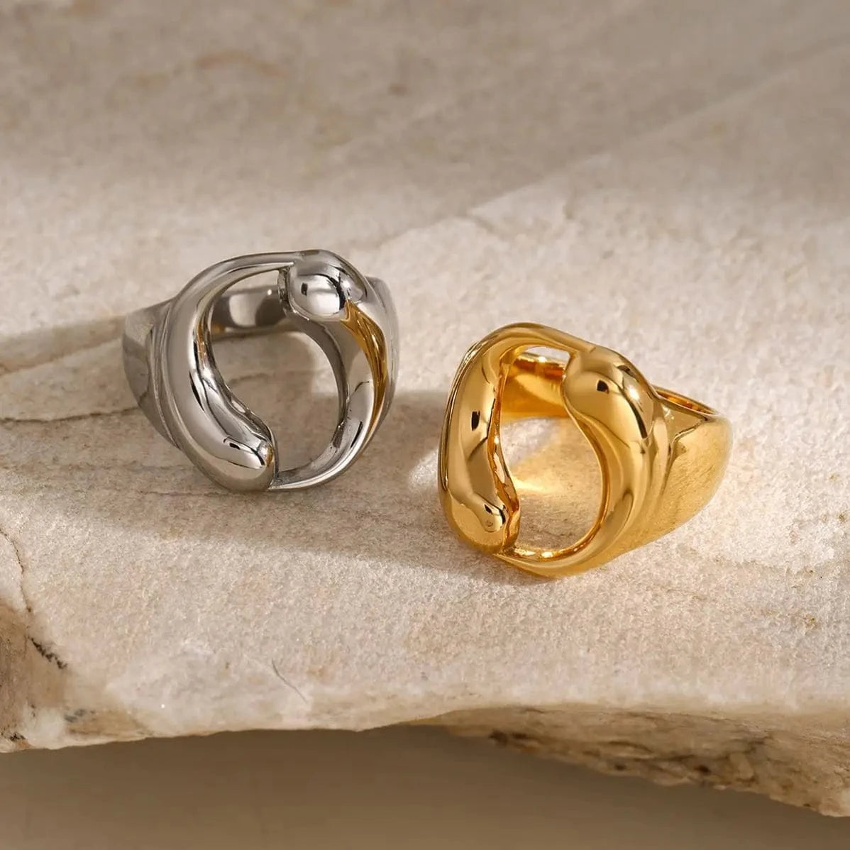 R2639 Minimalist Women Gold Plated Rings Jewelry Women Stainless Steel Chunky Water Drop Surround Ring