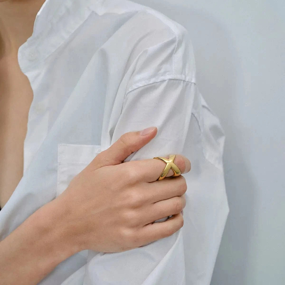 R2645 Minimalist Design Jewelry Stainless Steel Rings For Women 18K Gold Plated Glossy Cross Rings